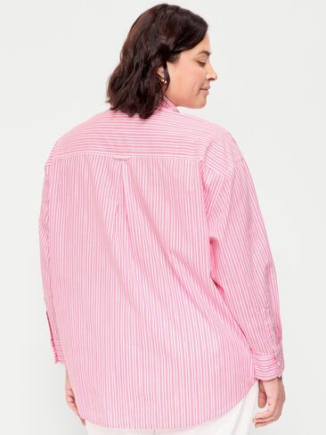 قميص Boyfriend ذو أزرار كبيرة الحجم من Old Navy - شريط وردي in Kuwait