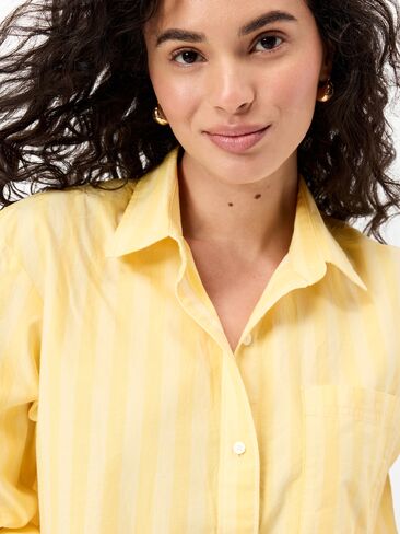 Old Navy Cropped Button-Down Shirt - Yellow Stripe in Saudi Arabia