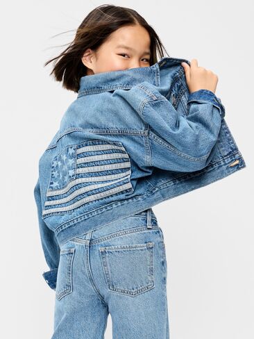 Old Navy Oversized Cropped Denim Trucker Jacket for Girls - Medium Wash in Saudi Arabia