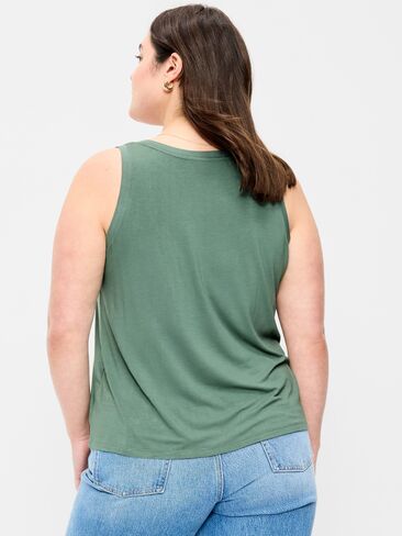 قميص بدون أكمام ذو رقبة واسعة من Old Navy Luxe - عشب مجفف in Saudi Arabia