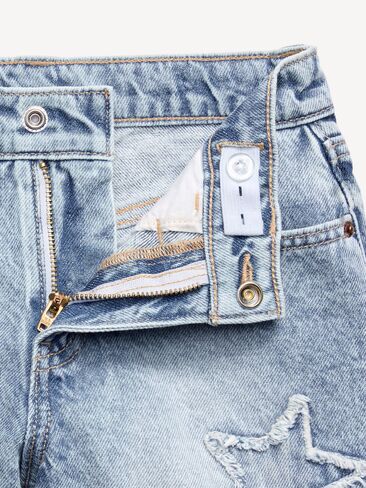 Old Navy High-Waisted Frayed-Hem Jean Shorts for Girls - Light Wash (Embroidered Stars) in Saudi Arabia