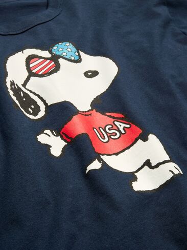 تي شيرت Old Navy Peanuts™ Snoopy كبير الحجم - باللون البحري in Kuwait
