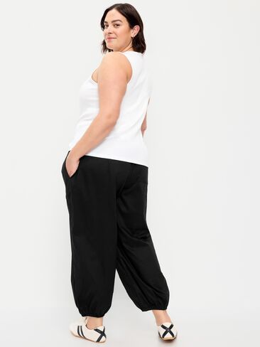 Old Navy Lightweight Pull-On Parachute Pants - Black Jack in Saudi Arabia