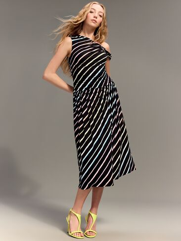Old Navy Old Navy x Christopher John Rogers One-Shoulder Maxi Dress - Rainbow in Saudi Arabia