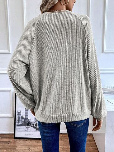 بلوفر نسائي من COZYEASE بأكمام راجلان طويلة وزر ورقبة على شكل حرف V سويت شيرت بقلنسوة ملابس خريفية in Kuwait