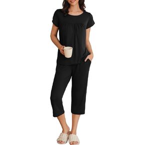 Ekouaer Womens Pajama Set Short Sleeve Sleepwear Pleated Floral Pjs Set Capri Pants Lounge Sets with Pockets S-XXL