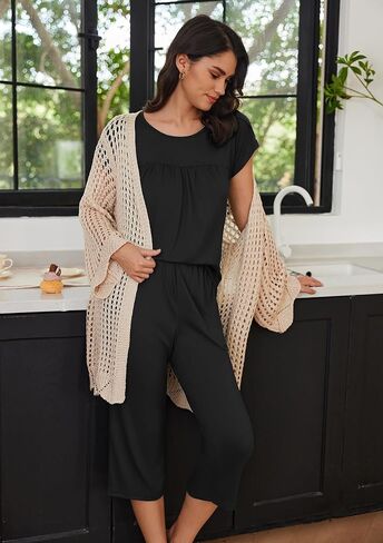 Ekouaer Womens Capri Pajama Set Short Sleeve Mumu Pjs Pleated Top Capri Pants with Pockets Sleepwear Lounge Set in Kuwait