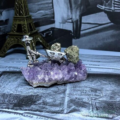 مجموعة الجمشت الخام مع تماثيل صغيرة لعمال المنجم مجموعة هدايا كريستالية فريدة سلة هدايا 1 قطعة in Kuwait