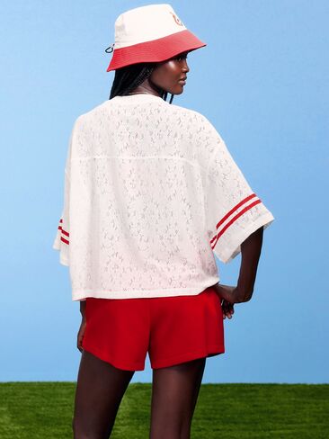 Old Navy FIFA World Cup 26™ England Boxy Lace V-Neck T-Shirt for Women - England in Saudi Arabia