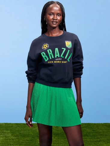 Old Navy FIFA World Cup 26™ Brazil Oversized Graphic Sweatshirt for Women - Brazil in Saudi Arabia