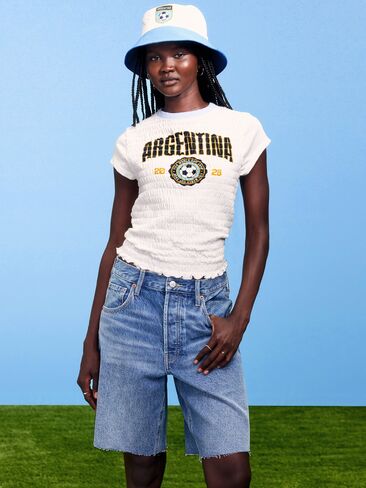 Old Navy FIFA World Cup 26™ Argentina Smocked Graphic T-Shirt for Women - ARGENTINA in Saudi Arabia