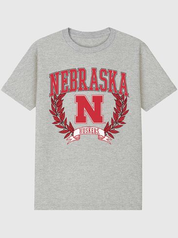 تي شيرت مطبوع عليه Old Navy University of Nebraska Laurels للرجال - رياضي هيذر in Kuwait