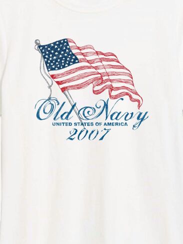 تي شيرت بطبعة علم 2007 للنساء من Old Navy Heritage - أبيض in Kuwait