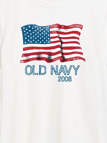 تي شيرت بطبعة علم 2008 للنساء من Old Navy Heritage - أبيض in Kuwait