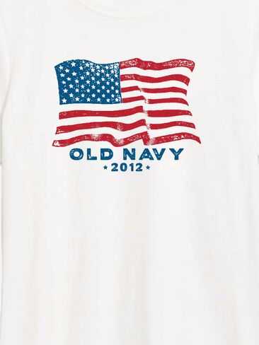 تي شيرت برسومات علم 2012 للنساء من Old Navy Heritage - أبيض in Kuwait