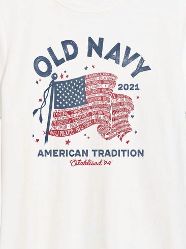 تيشيرت بطبعة علم للنساء من Old Navy Heritage 2021 - أبيض in Kuwait