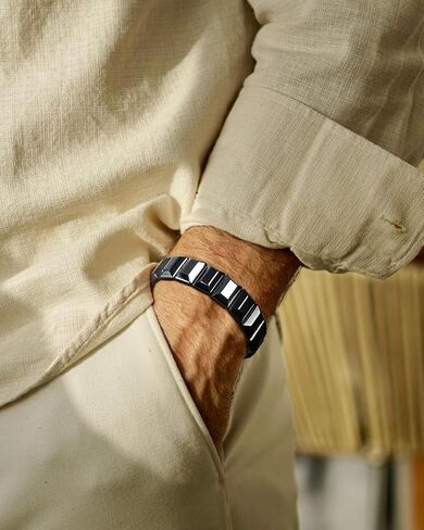 الهيماتيت سوار الرجال الأحجار الطبيعية الأساور المصنوعة يدويا يعيد الطاقة الذكورية الذكور شفاء أساور للرجال هدايا المجوهرات ملهمة in Kuwait