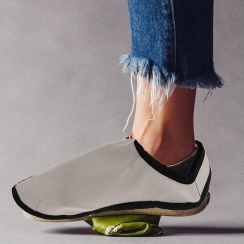 MAGICLULU Hairdressing Shoes Covers Large Breathable Non-slip Protector for Stylists, Barber Shoe Cape with Anti-cut Fabric for Hair Salon Use, 1 Pair in Saudi Arabia