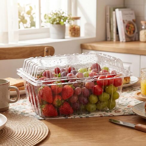 Qinyoung 100 Pack 1 Pound Clear Plastic Berry Containers with Lids Vented Clam Shell Produce Baskets for Fridge 7.1 x 4.7 x 2.4 Inch Fruit Storage Boxes for Strawberry, Grocery, Home Use in Saudi Arabia