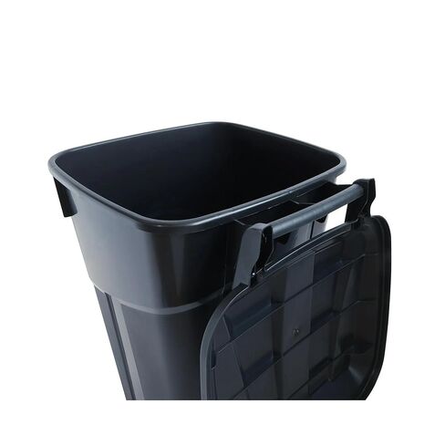 32 Gallon Plastic Garbage Can with Attached Lid, Wheeled Trash Bin, Outdoor/Indoor Use, Black in Saudi Arabia
