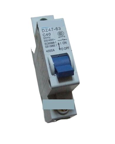 1P 40A 230/400V ~ 50HZ/60HZ قاطع الدائرة MCB C45 C النوع in Saudi Arabia
