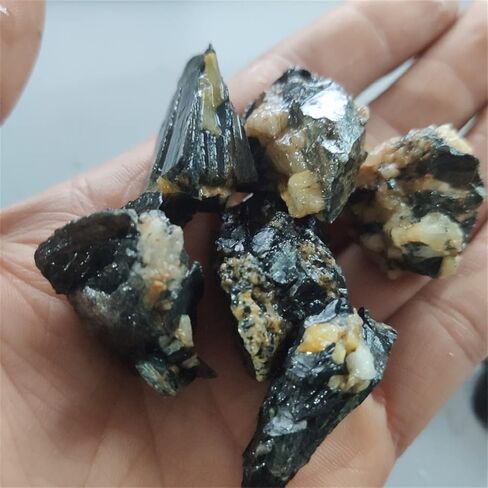 ERNZI 50-100 جرام من حجر البيوتيت الطبيعي الكريستالي الخام عينات تعليمية لتزيين المنزل جوهرة حجرية (اللون: 2-3 سم، الحجم: 100 جرام) in Kuwait