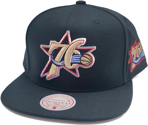 قبعة ميتشل آند نيس فيلادلفيا 76ers الجديدة من NBA Stripes Black Era Snapback Hat in Kuwait
