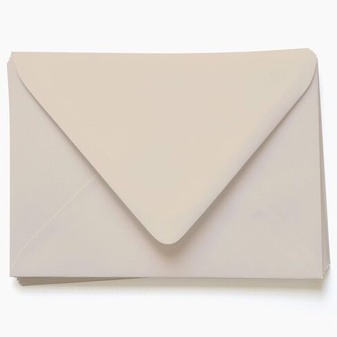 مظاريف باللون الوردي الفاتح - A9 Gmund Colors Matt 5 3/4 x 8 3/4 Euro Flap 81T، 25 حزمة in Kuwait