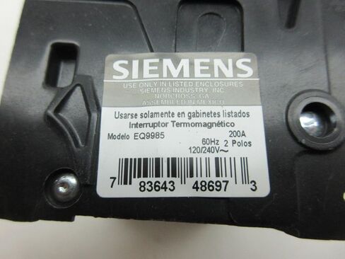 SIEMENS EQ9985 200A AMP 4P قاطع دائرة مقولب 120 / 240V-AC D598267 in Kuwait
