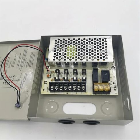 DC12V 5A منصهر 4 صندوق تبديل إمداد الطاقة CCTV لإخراج أمان كاميرا المراقبة 60 وات، 4 منافذ، معتمد من LVD in Saudi Arabia