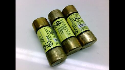 Bussmann Lpj-1-1/4Sp - Pack of 3 - Fuse Low-Peak Duel-Element 1.25A Lpj-1-1/4Sp - Pack of 3 - Class J in Saudi Arabia