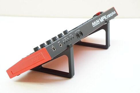 حامل عرض مكتب بزاوية لمفتاح Akai Professional MPK Mini Plus 37 in Kuwait