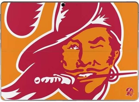 ملصق Skinit للكمبيوتر اللوحي متوافق مع Surface Pro 8 - تصميم شعار NFL Tampa Bay Buccaneers Retro المرخص رسميًا in Saudi Arabia