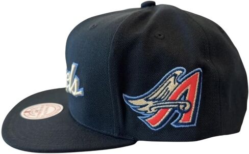 قبعة Mitchell & Ness Los Angeles Angels Cooperstown Cream Script Snapback، باللون الأسود in Kuwait