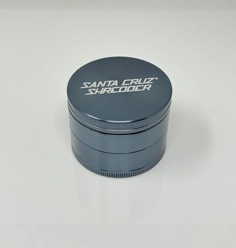 Santa Cruz Shredder Herb and Spice Grinder Made in USA (Large (2.7 Inch), Purple) in Saudi Arabia