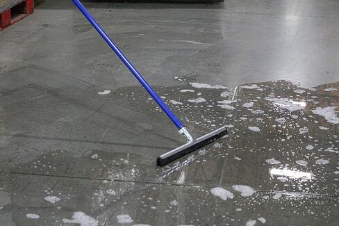 Ettore 61054 Wipe and Dry 18-Inch Floor Squeegee with 53-Inch Handle in Saudi Arabia