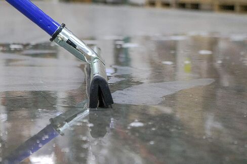 Ettore 61054 Wipe and Dry 18-Inch Floor Squeegee with 53-Inch Handle in Saudi Arabia