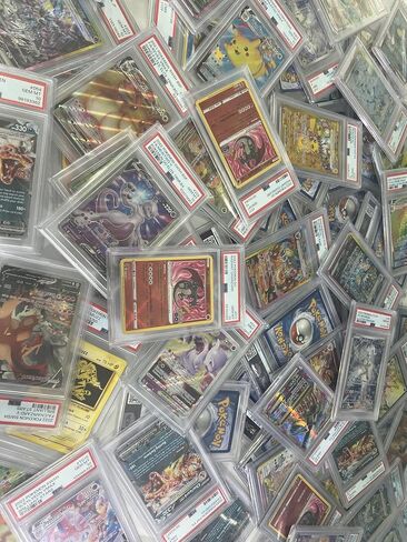 بطاقة Pokeman Mystery Random المتدرجة من Psa Grading 9-10 تتضمن الحزمة بطاقة متدرجة من psa 9-10 وبطاقة مفاجأة in Saudi Arabia