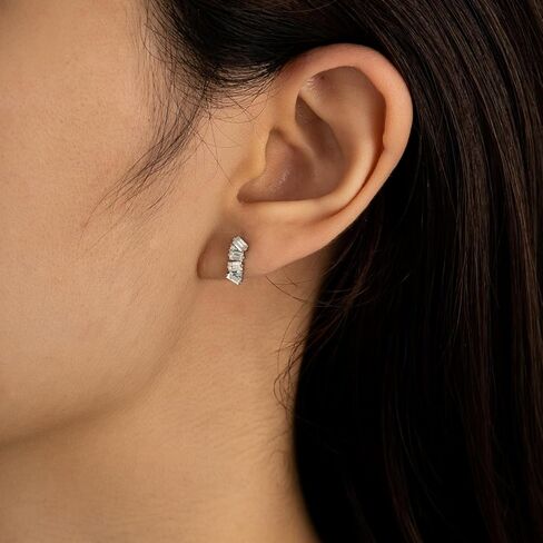Amazon Essentials Brass Sliver Clear Stud Earrings in Saudi Arabia