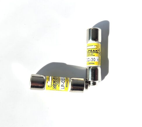 Time Delay Fuse LP-CC-30 LP-CC 30A 600Vac Class Cc Current Limiting Rejection Cartridge Fuses 2-Pack in Saudi Arabia