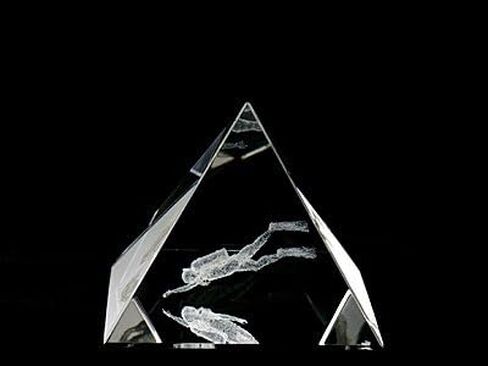 1051-65-145 Crystal Laser-Engraved Diver Sealife & Nautical Laser-Cut 2.55 L x 2.4 H x 2.55 W in. in Saudi Arabia