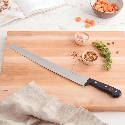 سكين صدر بحافة مجوفة مقاس 14 بوصة من WÜSTHOF Gourmet in Kuwait