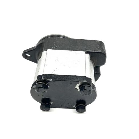 Applicable to E320B/320L/325 Excavator Hydraulic Pump Gear Pump A8VO107 Pilot Pump Auxiliary Pump in Saudi Arabia