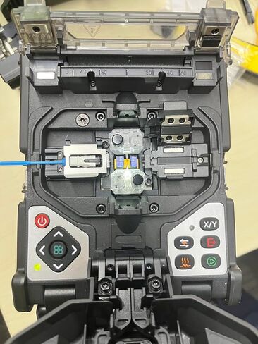 بدلة حامل الألياف SOC لوصلة دمج الألياف البصرية Komshine FX39 لصق على نوع الموصل SC، مناسبة أيضًا لـ Cleaver TAWAA FC-30 in Saudi Arabia