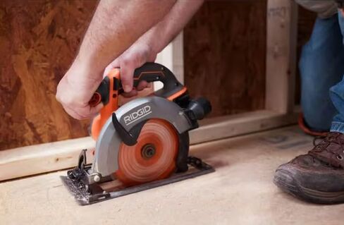 RIDGID 18V لاسلكي 6 1/2 بوصة منشار دائري (أداة فقط) in Saudi Arabia