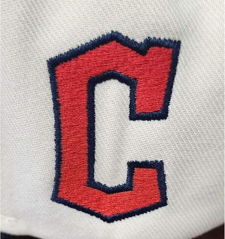 قبعة Mitchell & Ness Cleveland Baseball MLB Off Word Pro Snapback - أوف وايت in Kuwait
