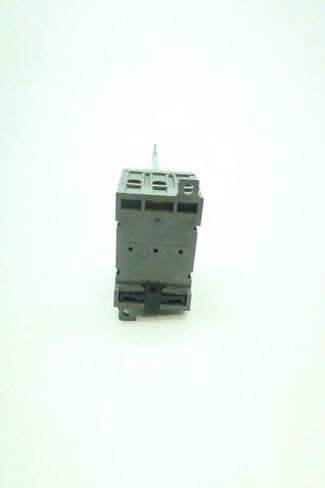 ABB OT25F3 Non-FUSIBLE Disconnect Switch 3P 25A AMP D640309 in Saudi Arabia