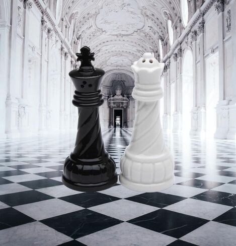 مجموعة هزازات الملح والفلفل من البورسلين الفاخر باللون الأسود King & White Queen، مقاس 3-3/4 بوصة ارتفاع in Saudi Arabia