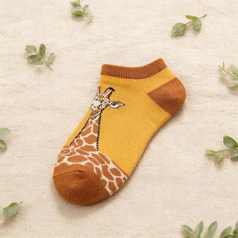 Unisex No-Show Socks, Cute Giraffe Pattern with Stylish Design for Daily Outfits in Saudi Arabia