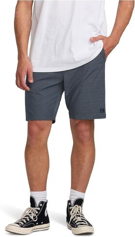 Billabong Men's 19" Crossfire Submersible in Saudi Arabia
